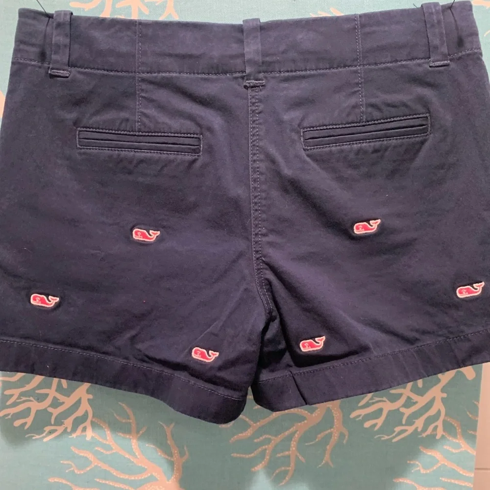 Vineyards Vines, Navy blue shorts with pink embroidered wales. - Picture 4 of 5